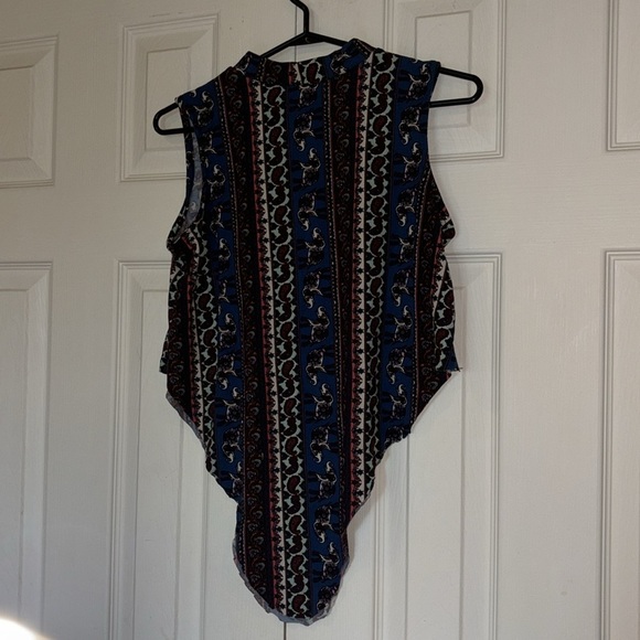 Pink Rose multi  pattern high neck sleeveless blouse Sz M - Picture 8 of 13